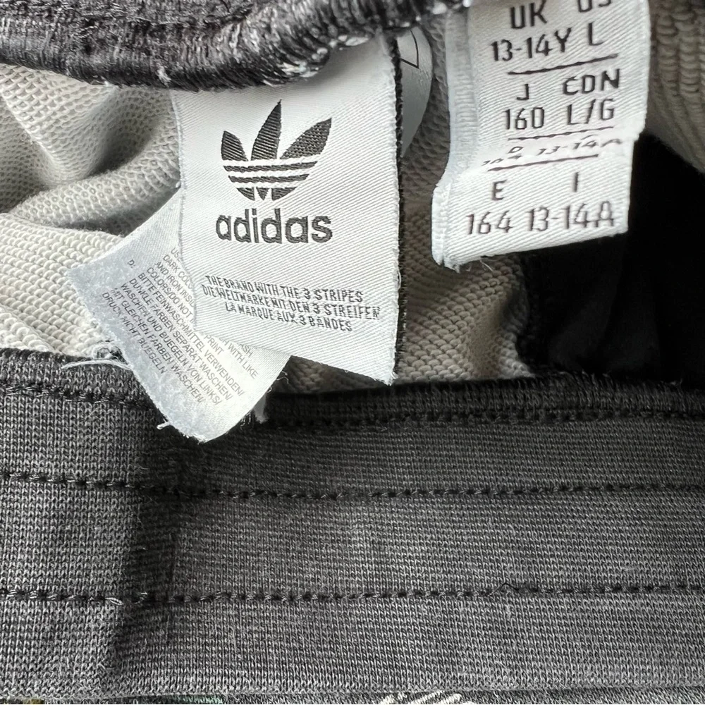 adidas Kids' Distressed Black Trefoil Multicolor 3-Stripe Logo Shorts SZ YL